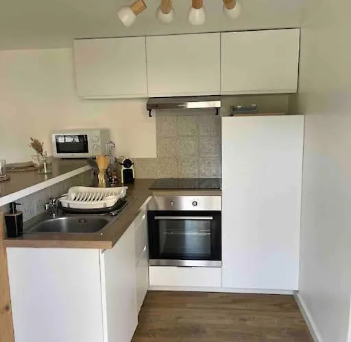 Nyaraló Maisonnette Avec Jardin A *